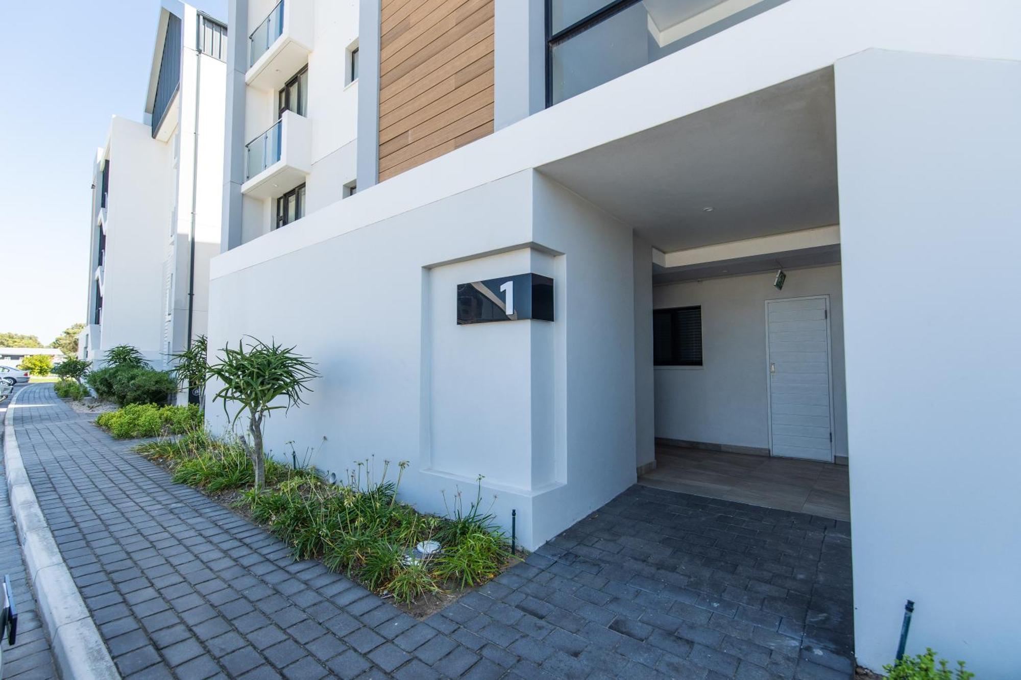 Cozy Modern Apartment At Bellamare Puerto Elizabeth Exterior foto