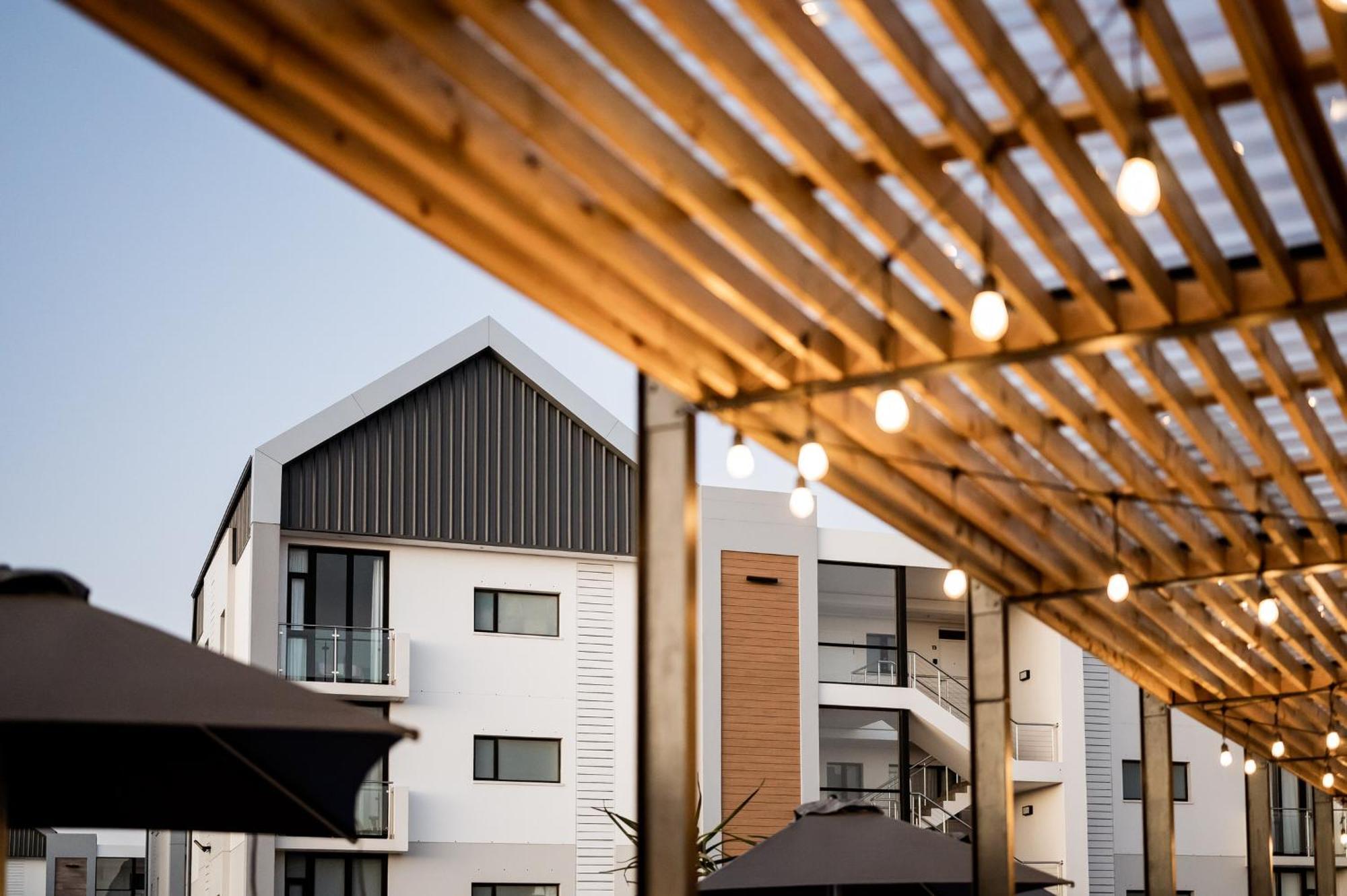 Cozy Modern Apartment At Bellamare Puerto Elizabeth Exterior foto