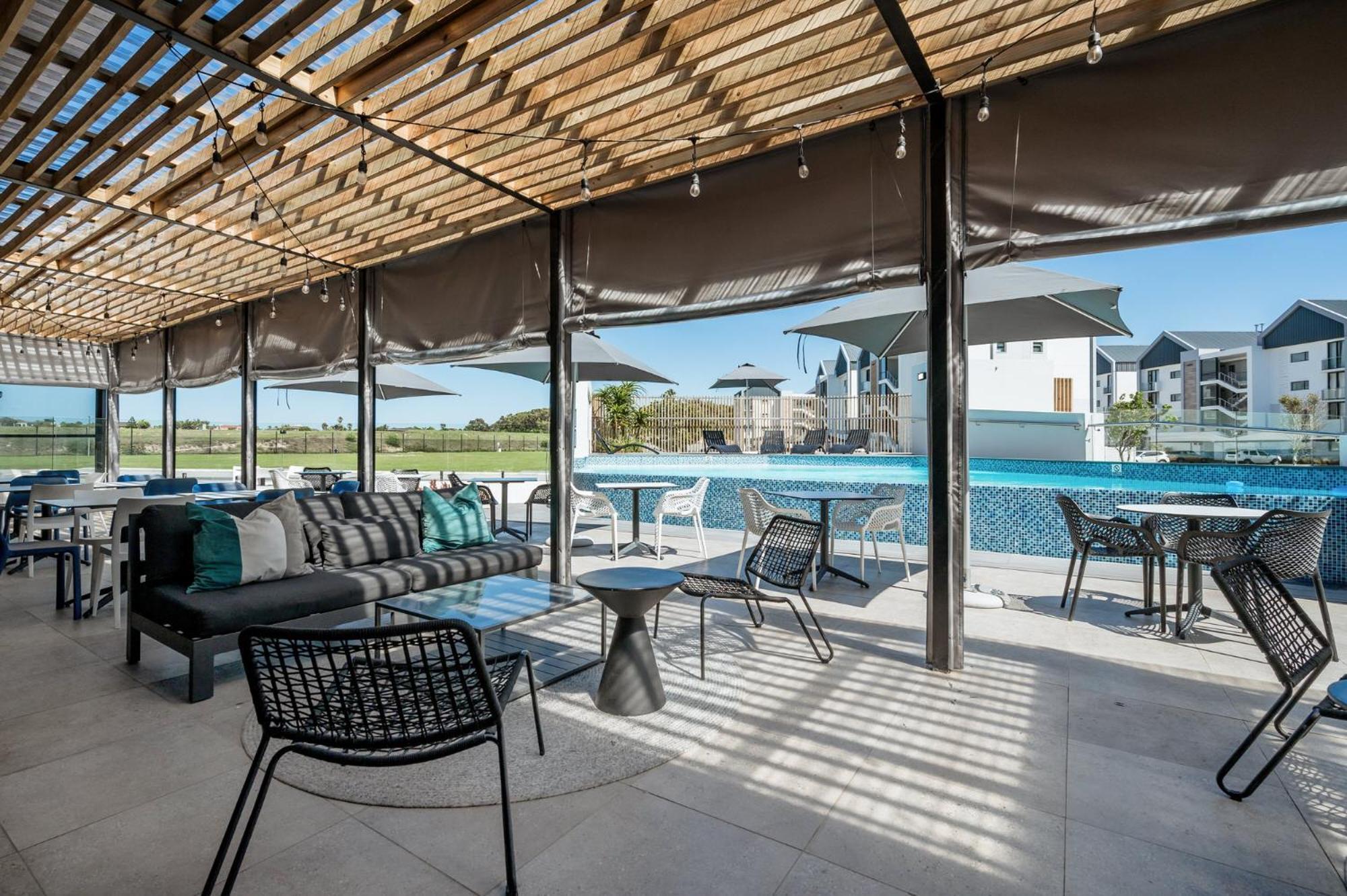 Cozy Modern Apartment At Bellamare Puerto Elizabeth Exterior foto