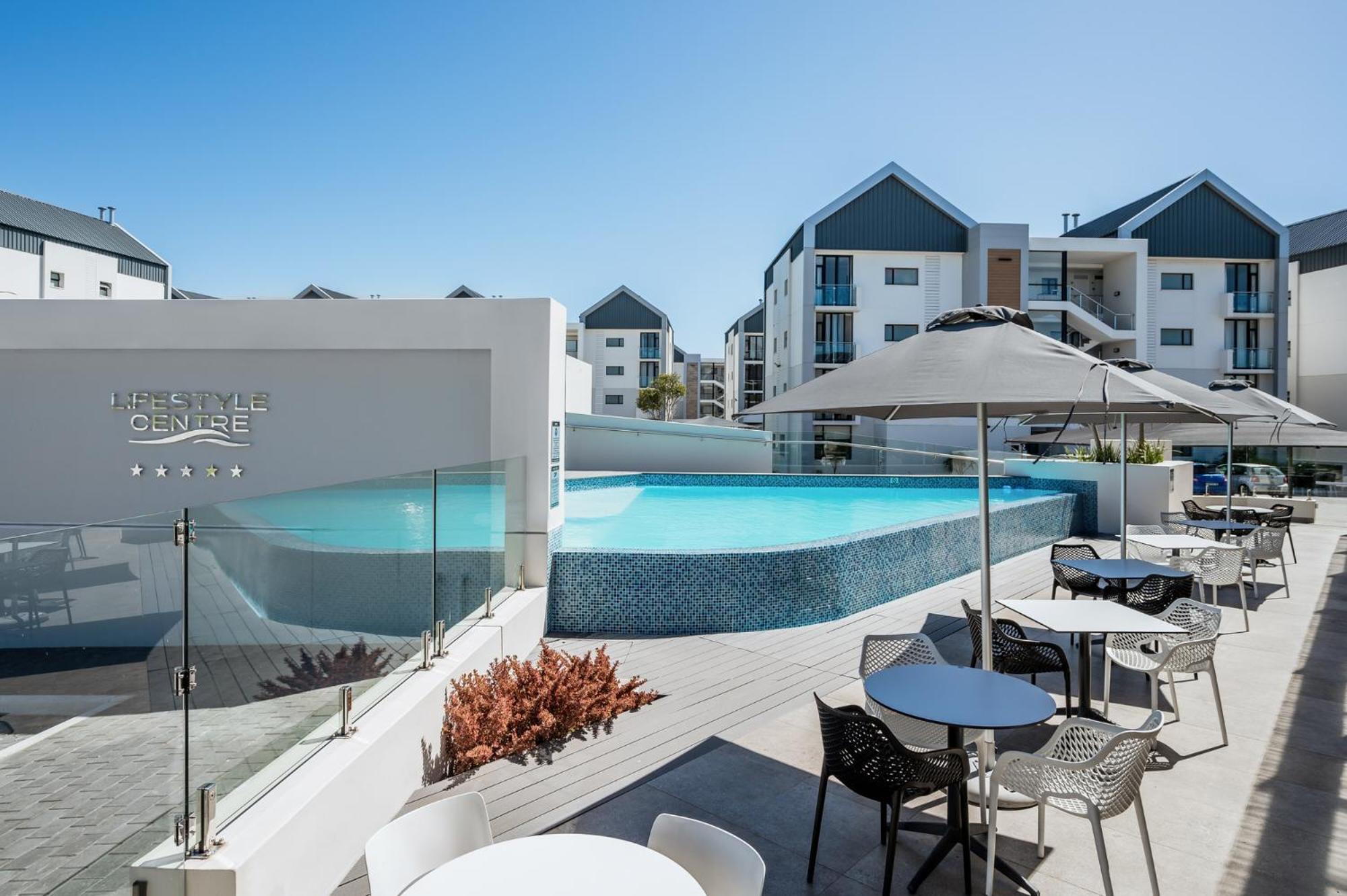 Cozy Modern Apartment At Bellamare Puerto Elizabeth Exterior foto